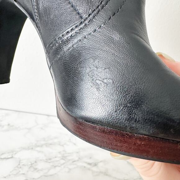 Tory Burch Melrose Black Leather Goldtone Buckle Zipper Bootie Women’s Size 6.5 - Picture 7 of 13